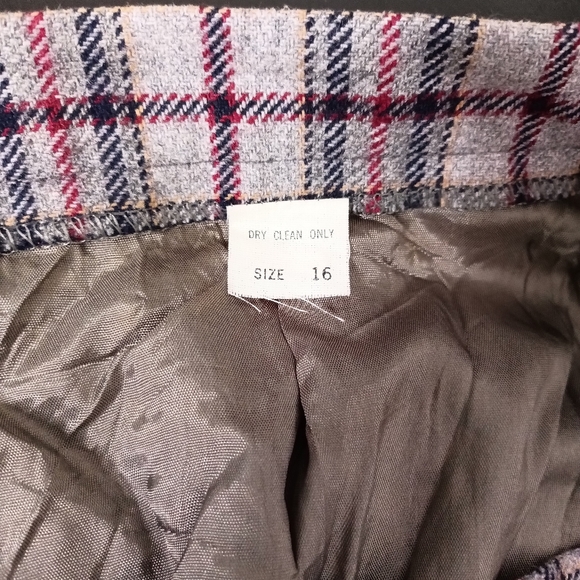Vintage Plaid Wool Midi Skirt - Picture 10 of 10